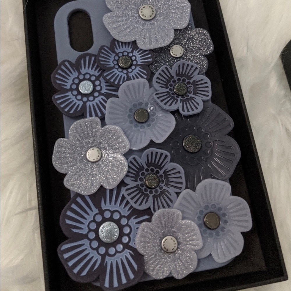 Coach tea rose case XR